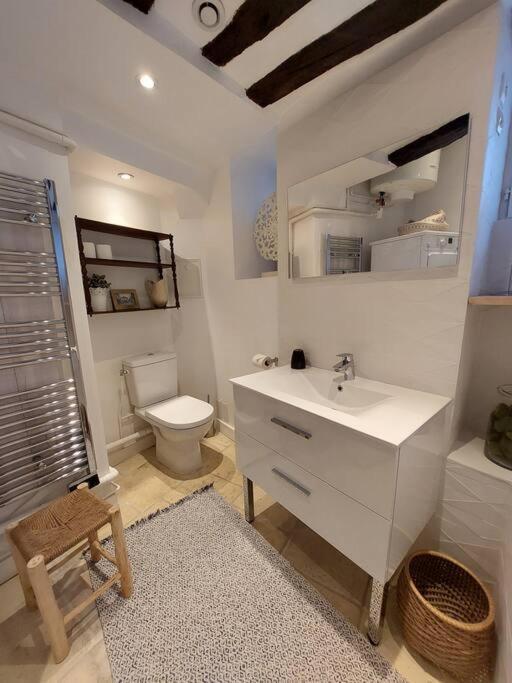 Chez Laurette - Charming Apartment In Historic Village Near Versailles 마를리 르 루아 외부 사진