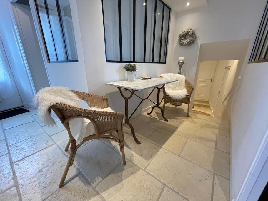 Chez Laurette - Charming Apartment In Historic Village Near Versailles 마를리 르 루아 외부 사진