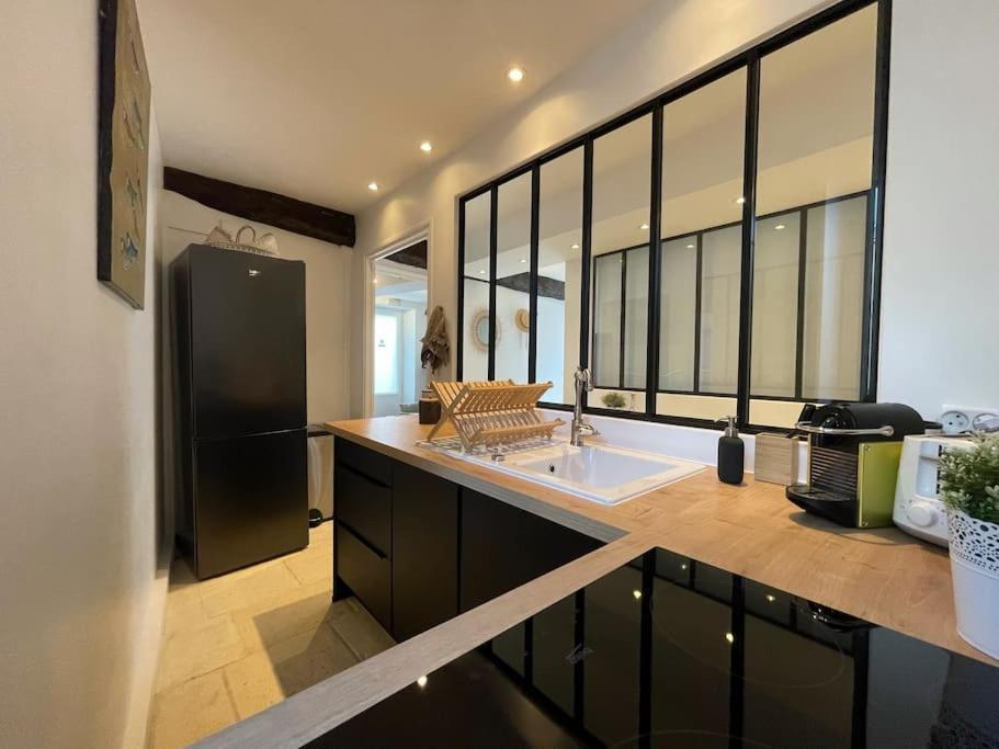 Chez Laurette - Charming Apartment In Historic Village Near Versailles 마를리 르 루아 외부 사진