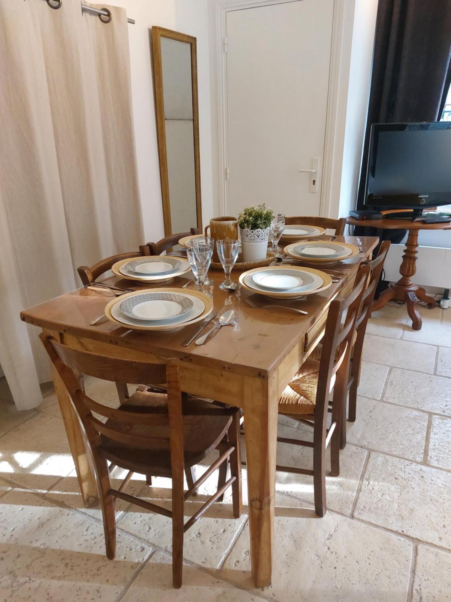 Chez Laurette - Charming Apartment In Historic Village Near Versailles 마를리 르 루아 외부 사진